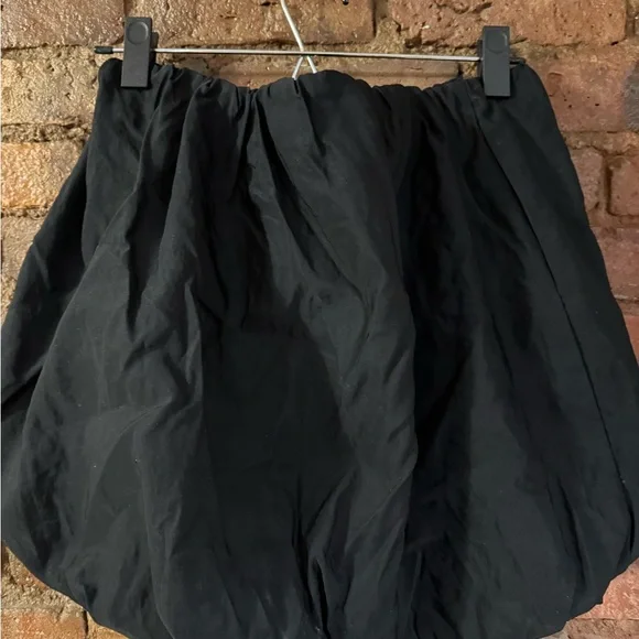 Zara black bubble skirt size m - Picture 2 of 3
